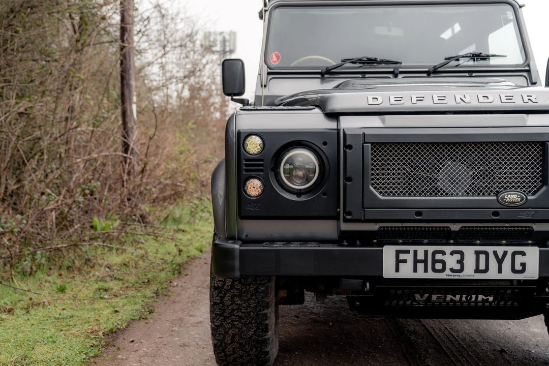 2013 Land Rover Defender 110 - Image 19 of 31