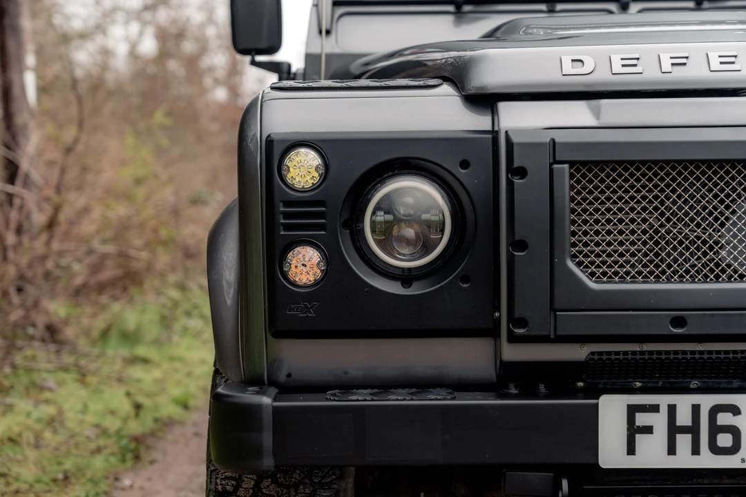 2013 Land Rover Defender 110 - Image 20 of 31