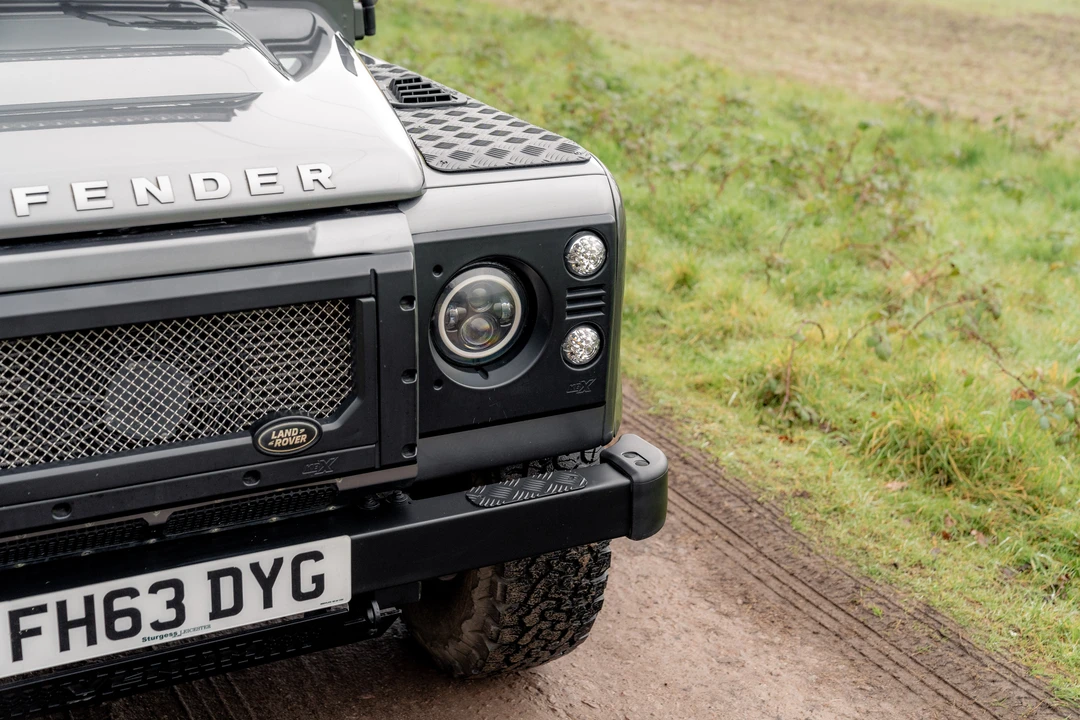 2013 Land Rover Defender 110 - Image 22 of 31