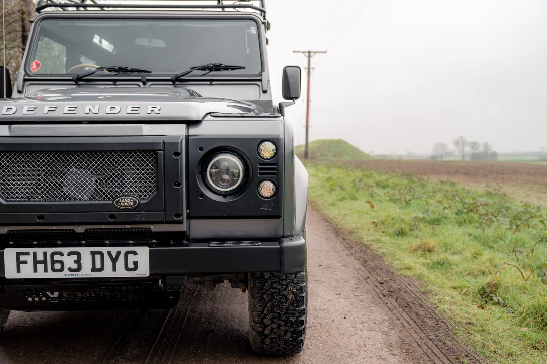 2013 Land Rover Defender 110 - Image 23 of 31
