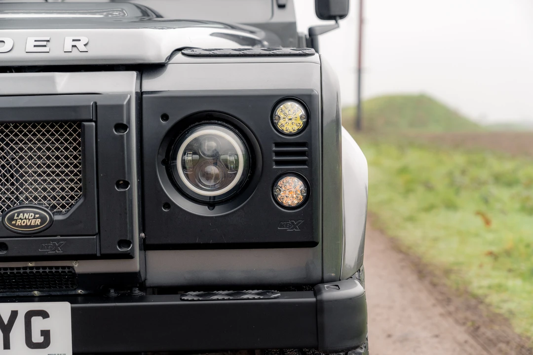 2013 Land Rover Defender 110 - Image 24 of 31