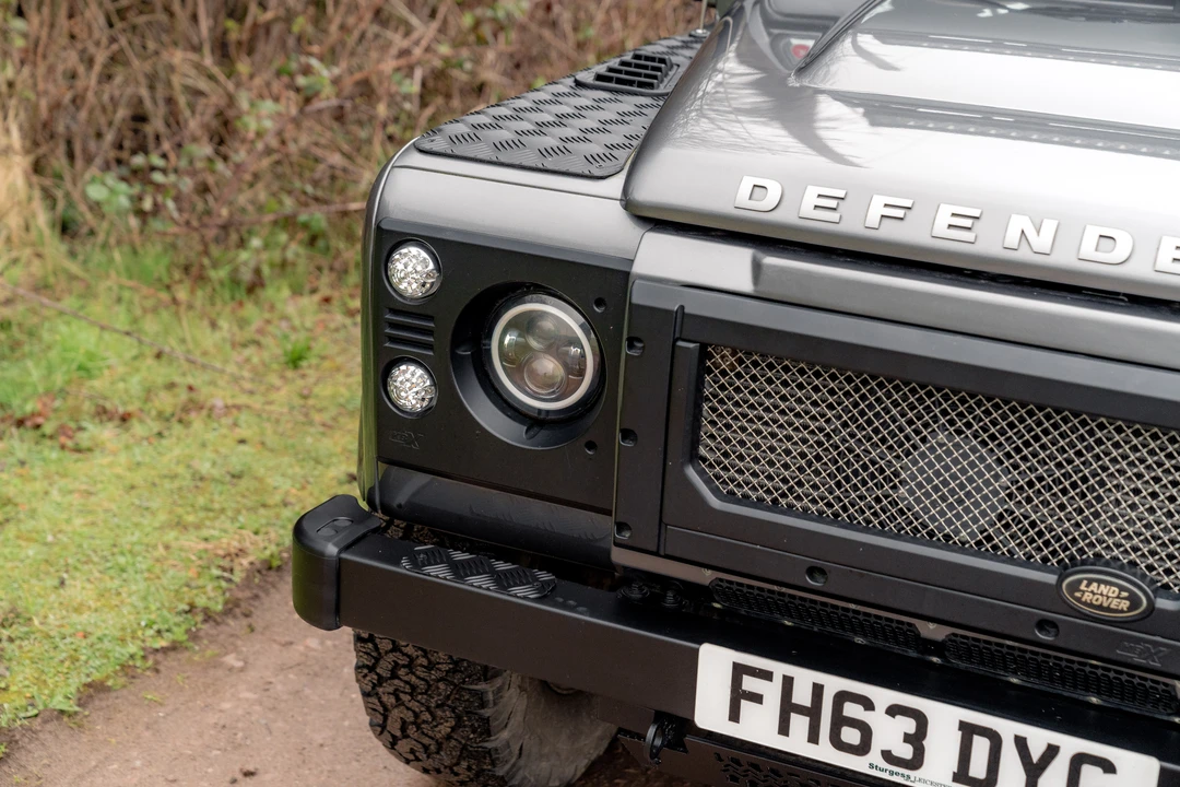 2013 Land Rover Defender 110 - Image 26 of 31