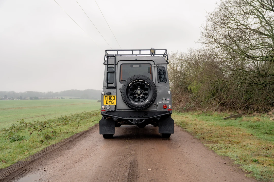 2013 Land Rover Defender 110 - Image 6 of 31