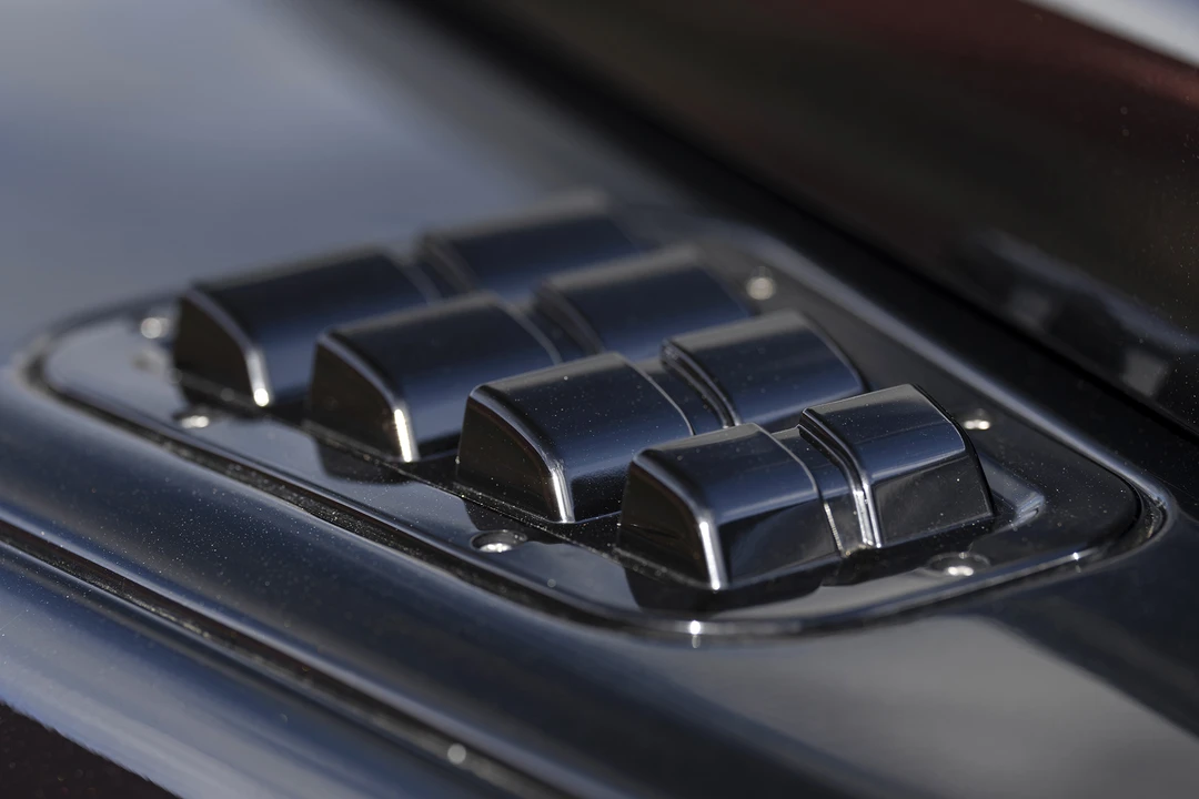 2014 Land Rover Defender 110 - Image 21 of 31