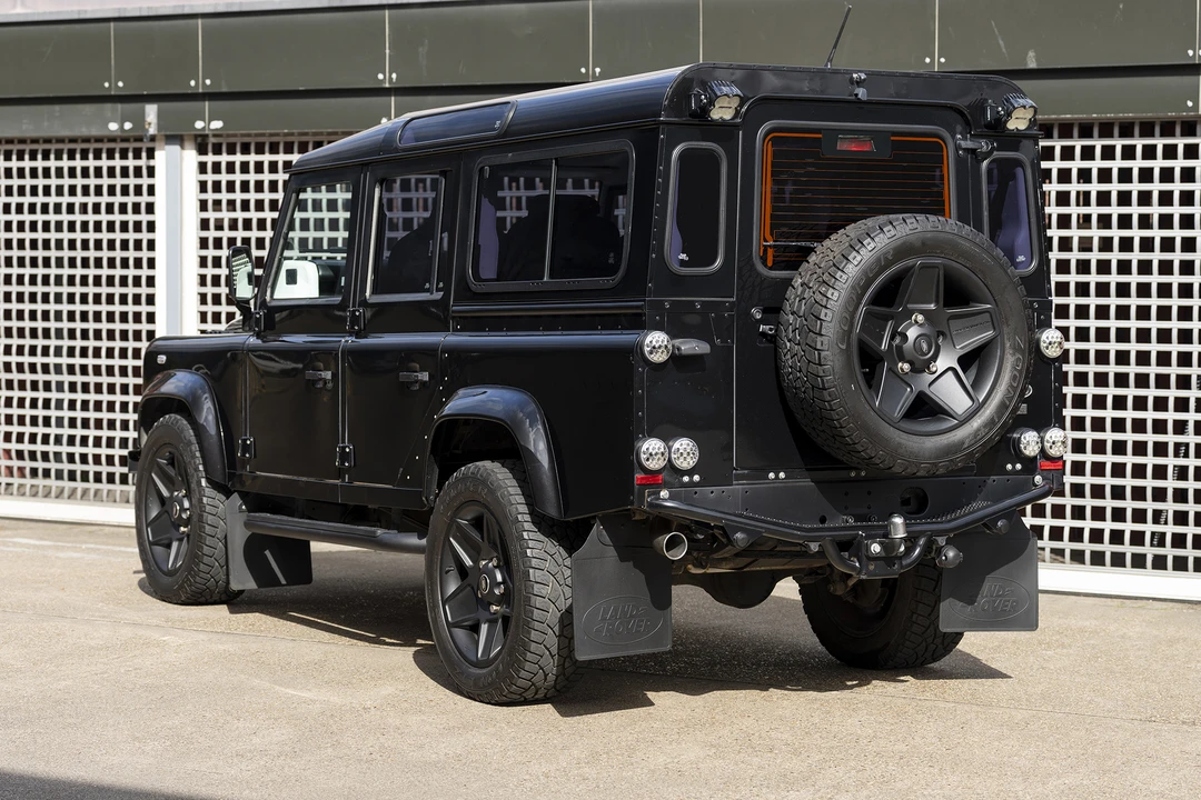 2014 Land Rover Defender 110 - Image 8 of 31