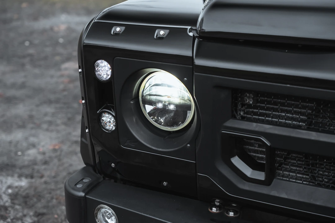 2014 Land Rover Defender 110 - Image 21 of 31