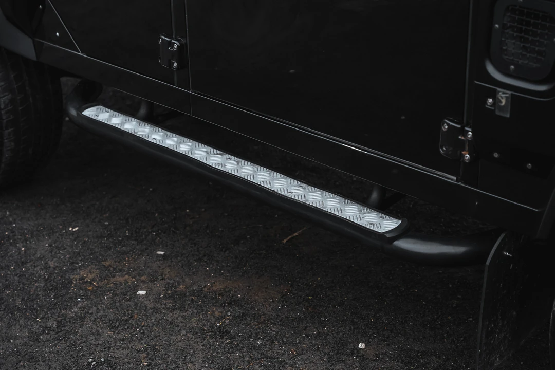 2014 Land Rover Defender 110 - Image 25 of 31