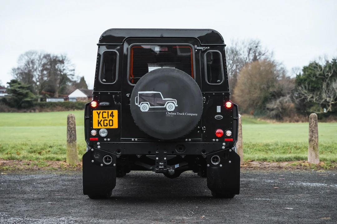 2014 Land Rover Defender 110 - Image 6 of 31