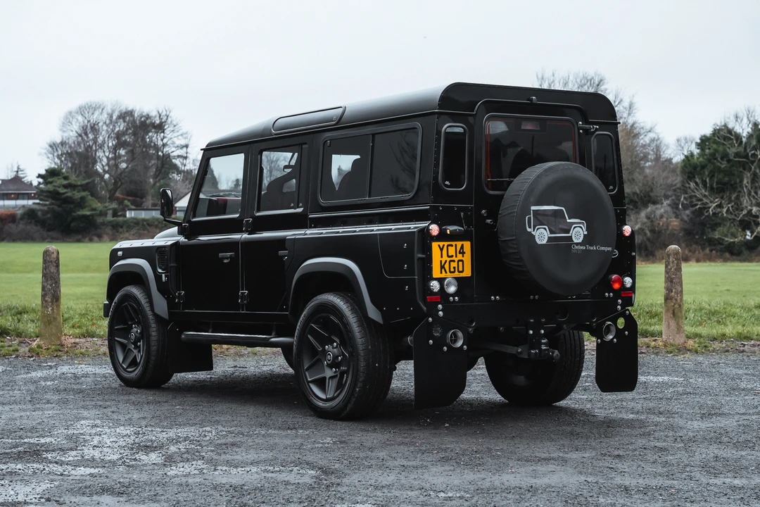 2014 Land Rover Defender 110 - Image 15 of 31