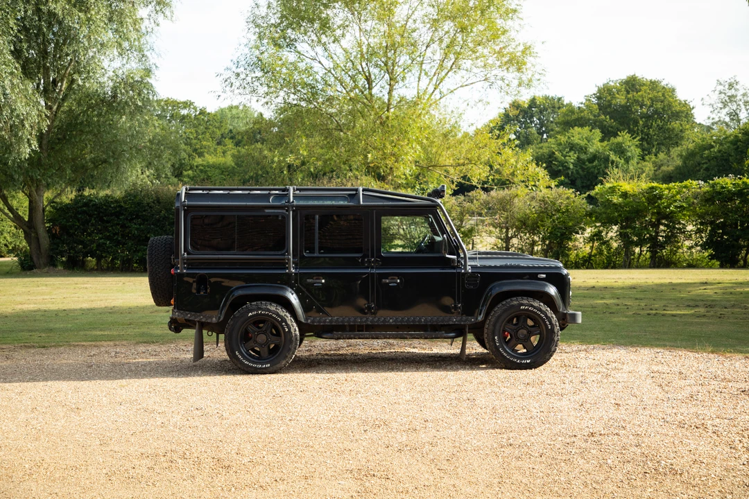 2014 Land Rover Defender 110 - Image 24 of 31