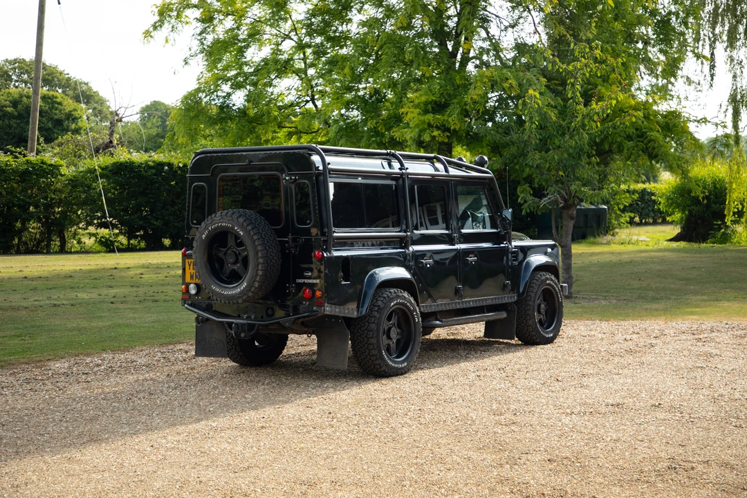 2014 Land Rover Defender 110 - Image 25 of 31