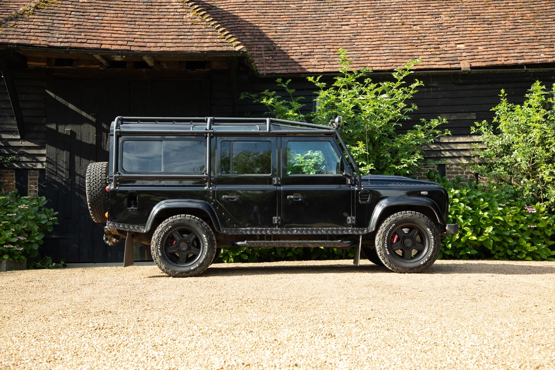 2014 Land Rover Defender 110 - Image 15 of 31