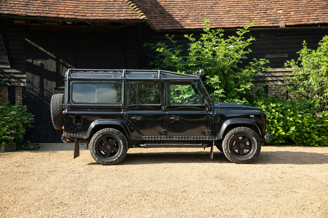 2014 Land Rover Defender 110 - Image 7 of 31