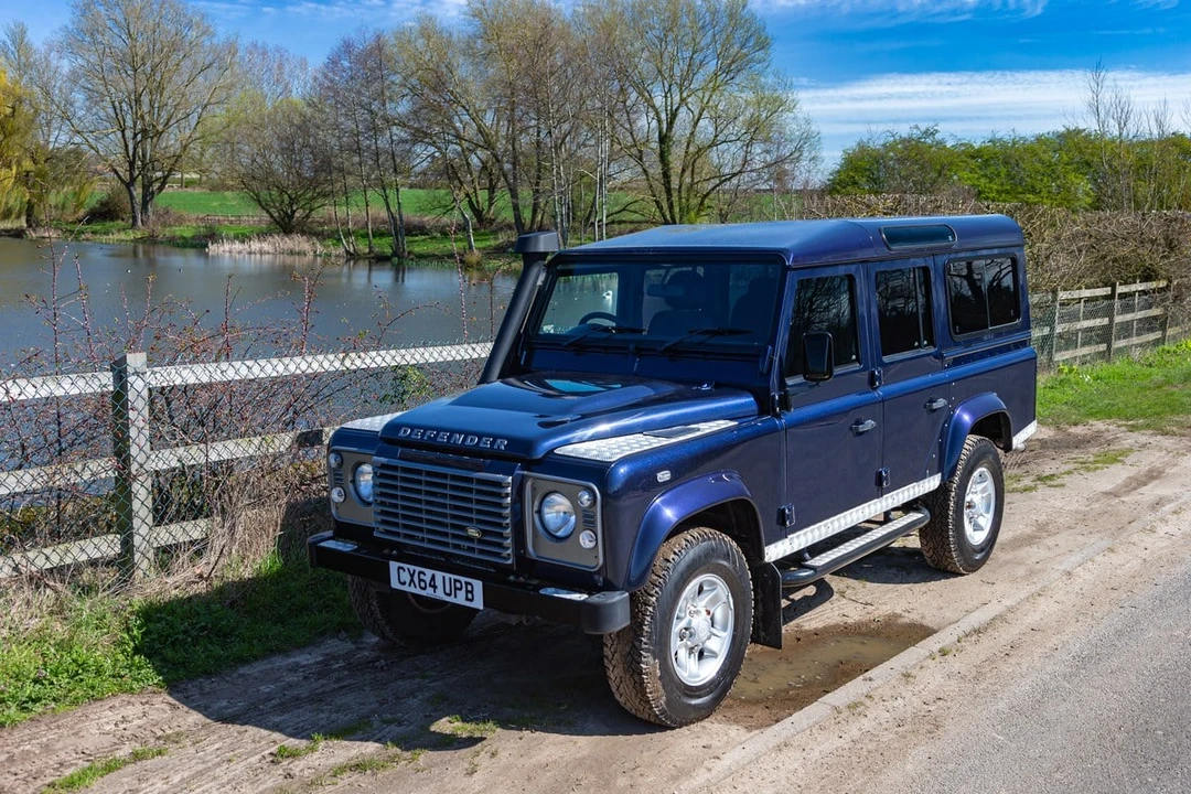 2014 Land Rover Defender 110 - Image 28 of 30