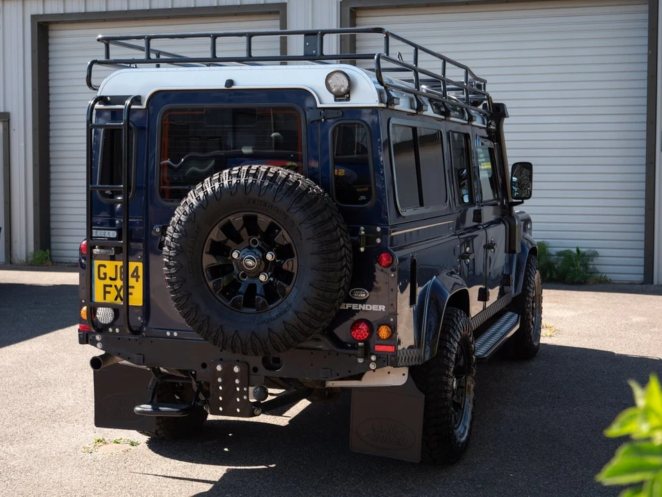 2014 Land Rover Defender 110 - Image 14 of 30