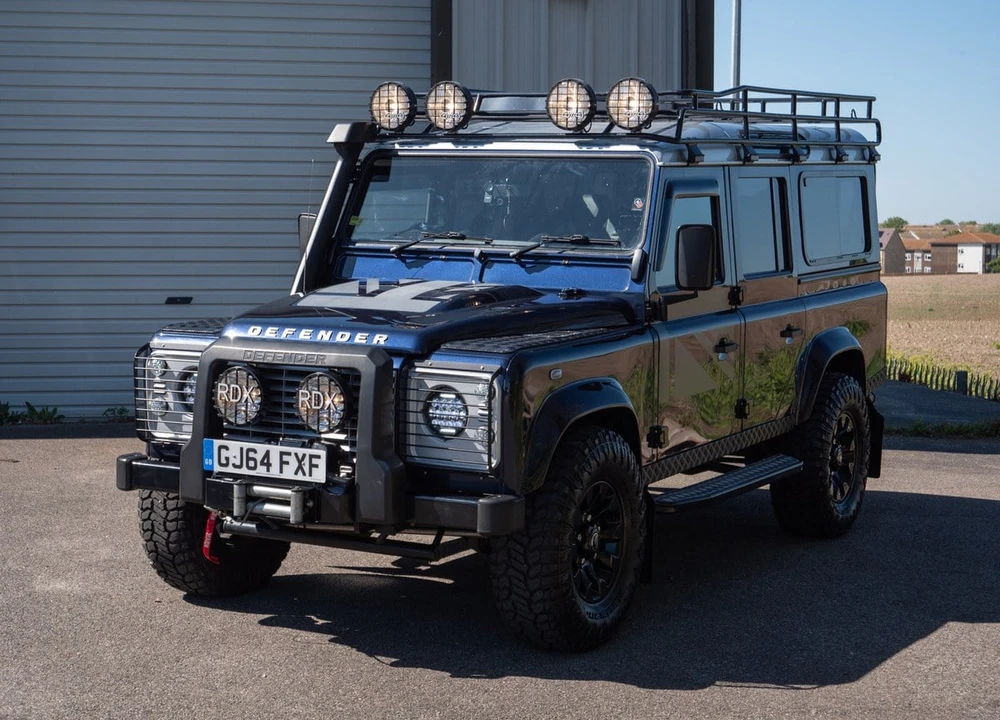 2014 Land Rover Defender 110 - Image 18 of 30