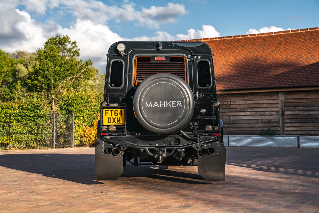 2014 Land Rover Defender 110 - Image 6 of 31