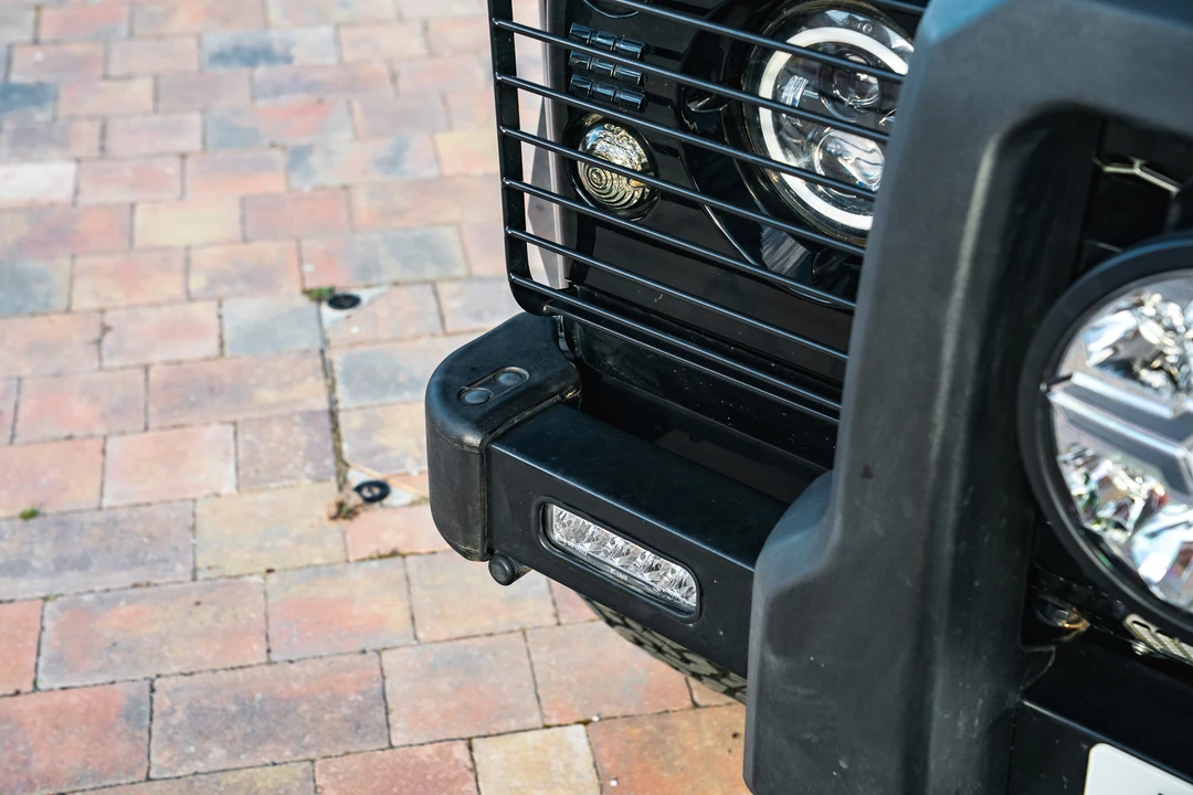 2014 Land Rover Defender 110 - Image 15 of 31