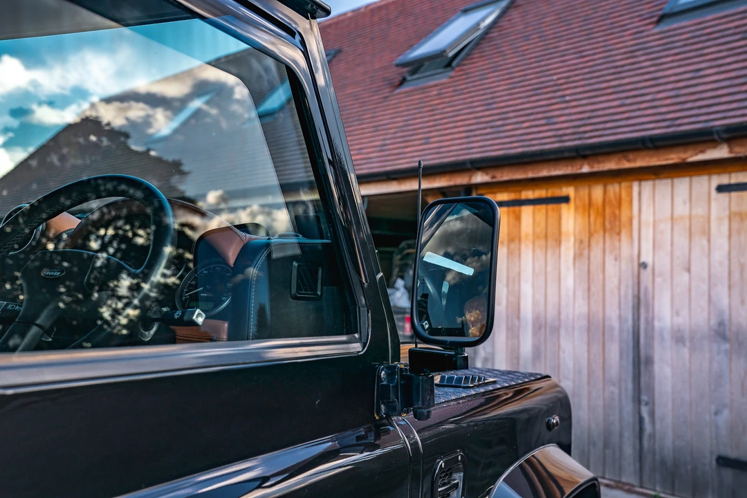 2014 Land Rover Defender 110 - Image 18 of 31