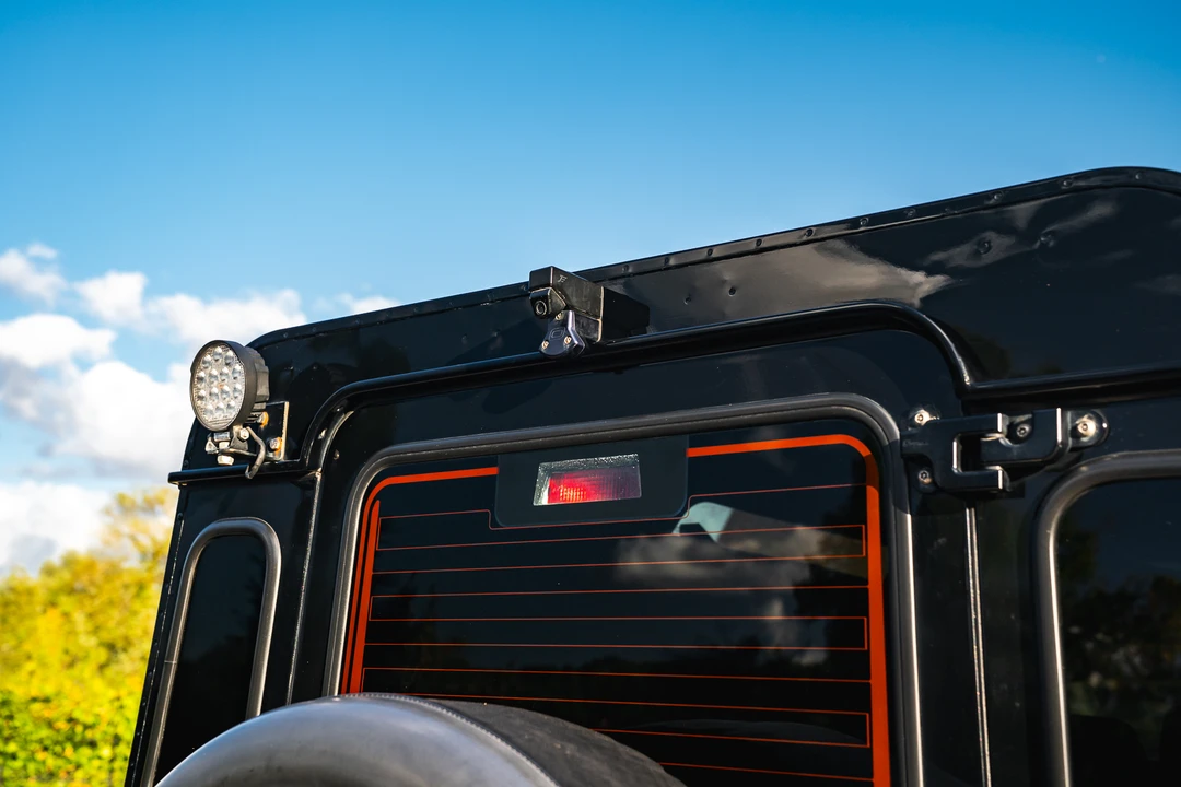 2014 Land Rover Defender 110 - Image 19 of 31