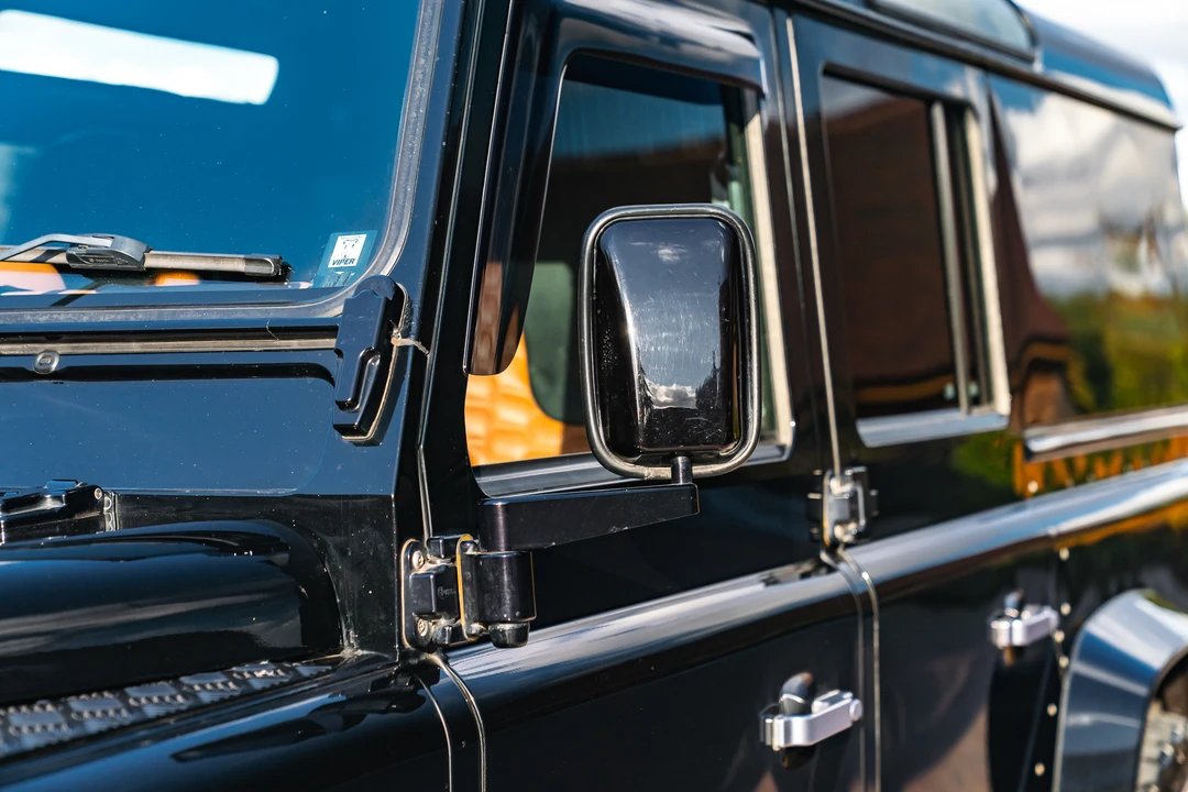 2014 Land Rover Defender 110 - Image 23 of 31