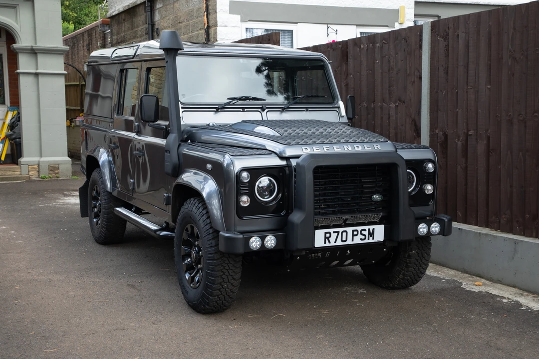 2014 Land Rover Defender 110 - Image 18 of 31