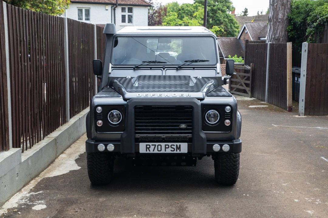 2014 Land Rover Defender 110 - Image 22 of 31