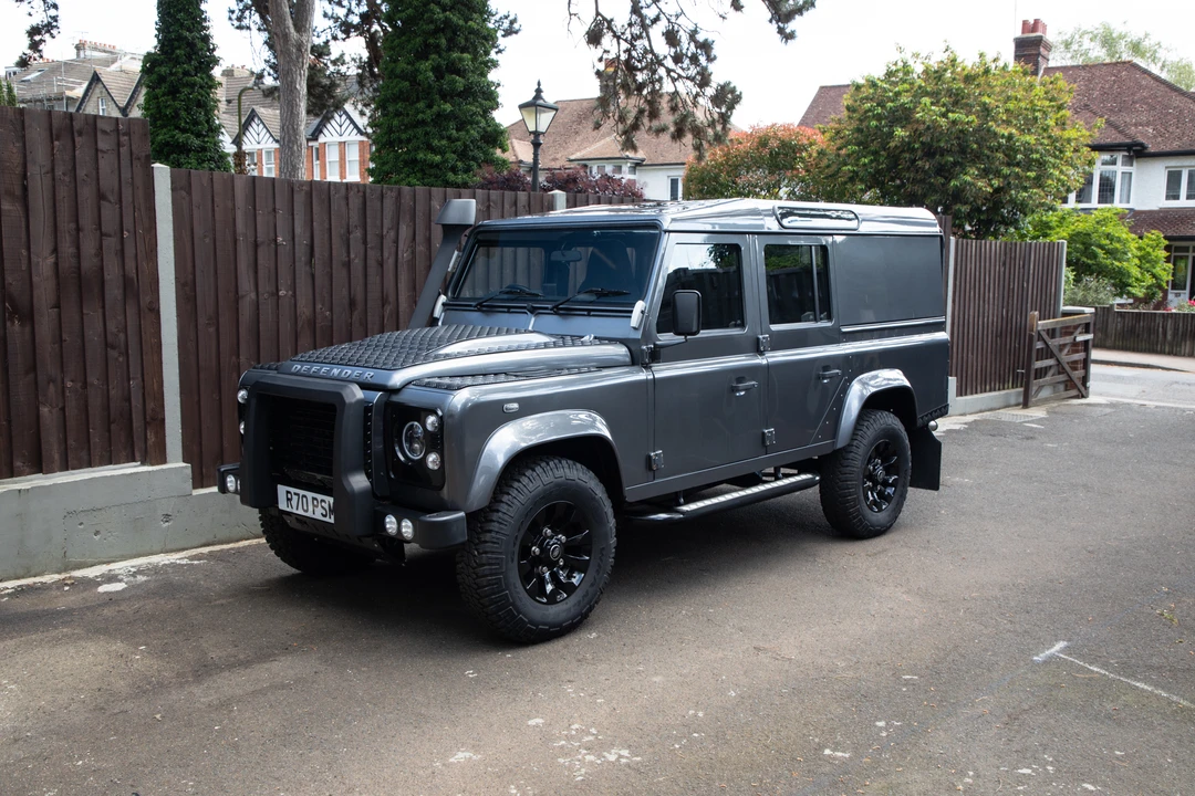 2014 Land Rover Defender 110 - Image 23 of 31