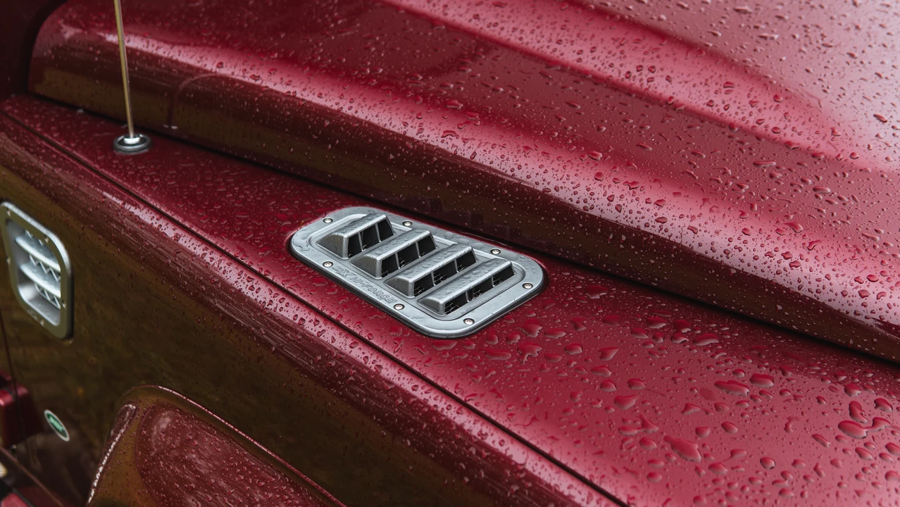 2014 Land Rover Defender 110 - Image 31 of 31