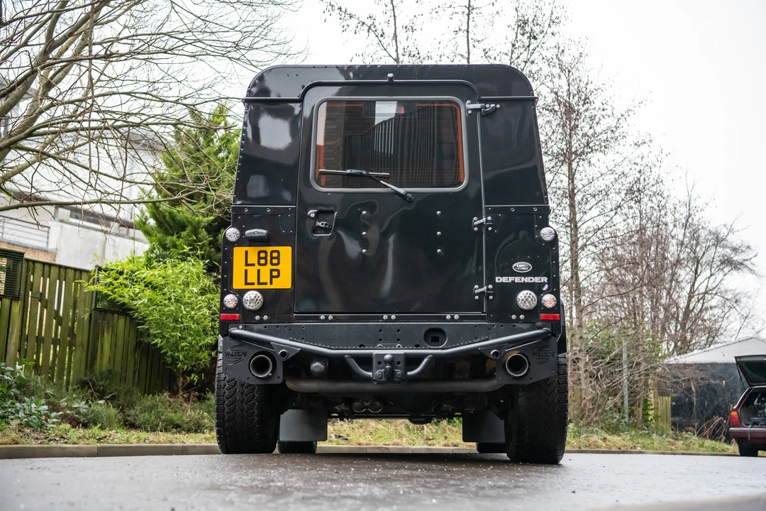 2014 Land Rover Defender 110 - Image 7 of 31