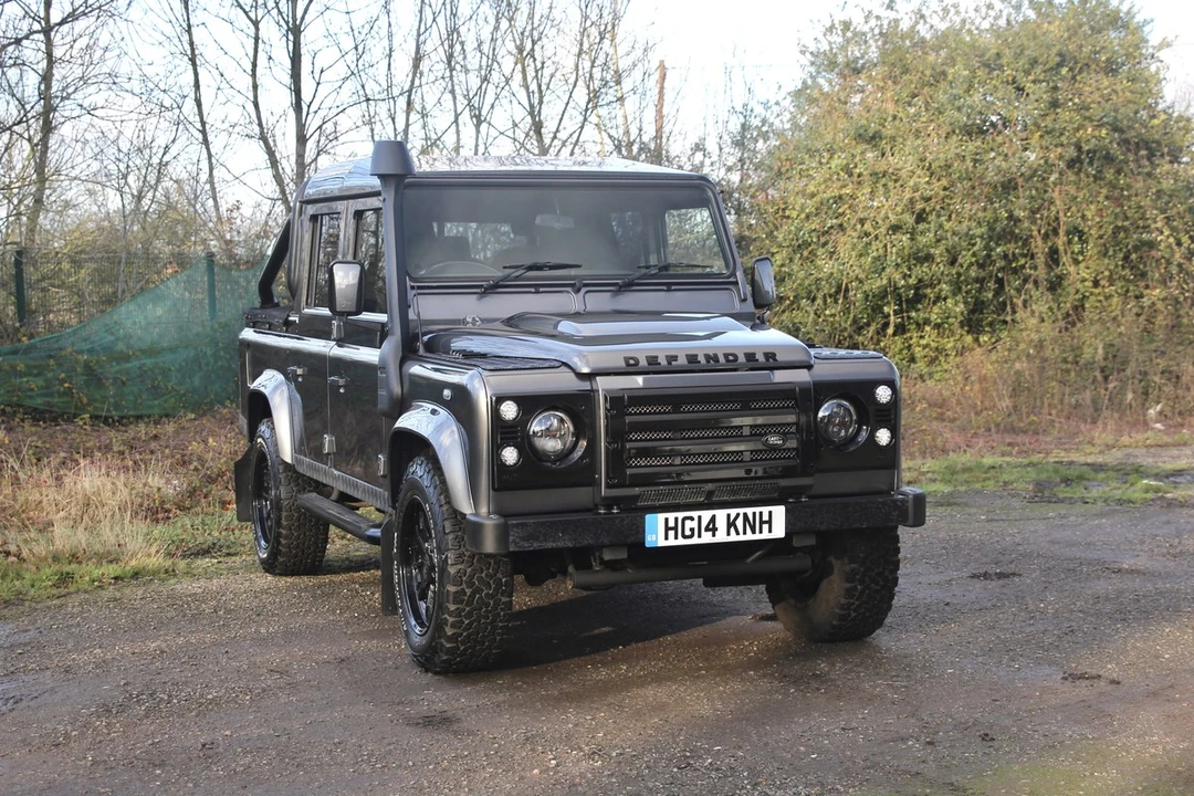 2014 Land Rover Defender 110 - Image 20 of 30