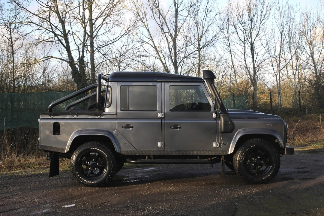 2014 Land Rover Defender 110 - Image 26 of 30