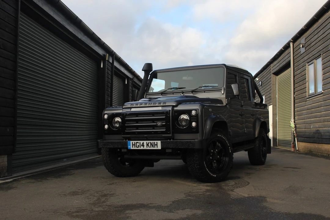 2014 Land Rover Defender 110 - Image 2 of 30
