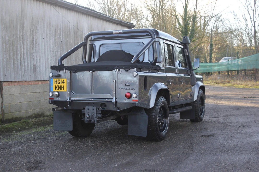 2014 Land Rover Defender 110 - Image 28 of 30
