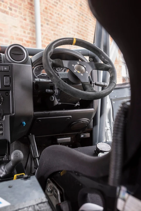 2014 Land Rover Defender 90 - Image 12 of 31