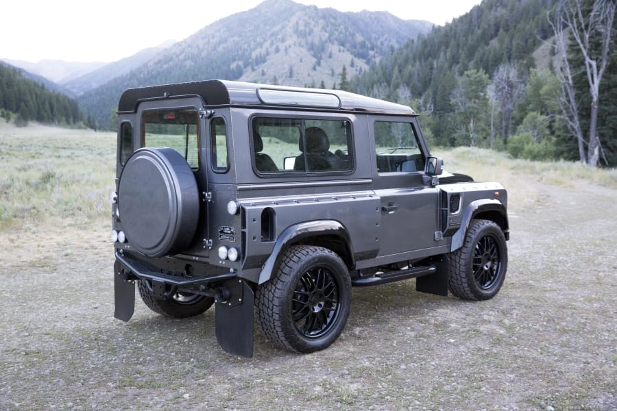 2014 Land Rover Defender 90 - Image 3 of 31