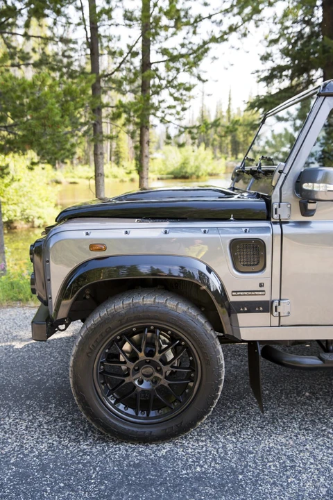 2014 Land Rover Defender 90 - Image 25 of 31