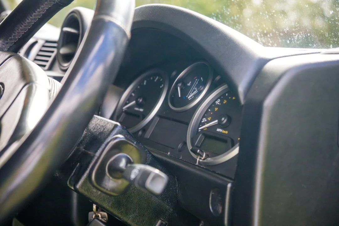 2014 Land Rover Defender 90 - Image 22 of 30