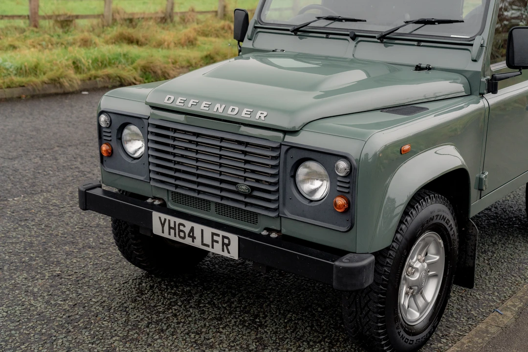 2014 Land Rover Defender 90 - Image 21 of 31