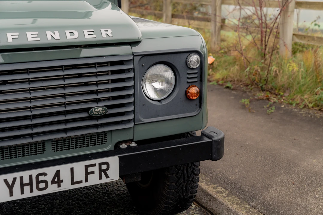 2014 Land Rover Defender 90 - Image 26 of 31