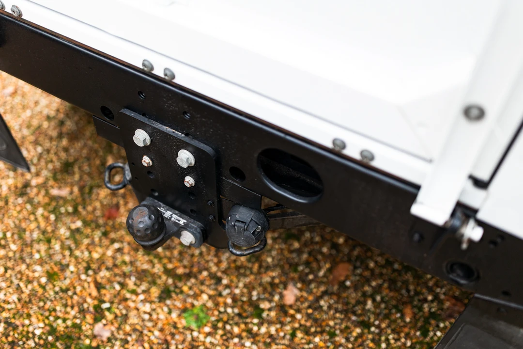 2014 Land Rover Defender 90 - Image 14 of 31