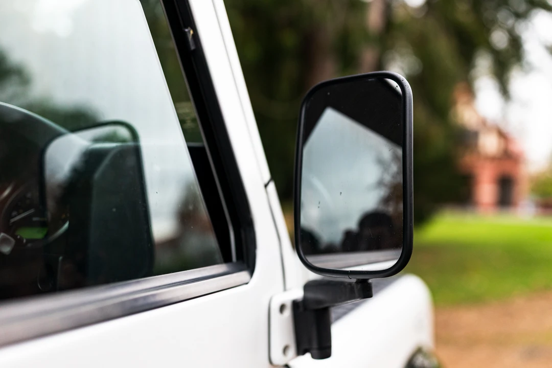 2014 Land Rover Defender 90 - Image 16 of 31