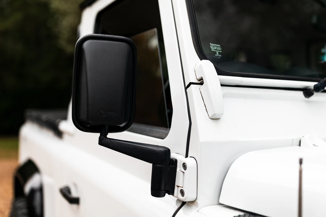 2014 Land Rover Defender 90 - Image 18 of 31