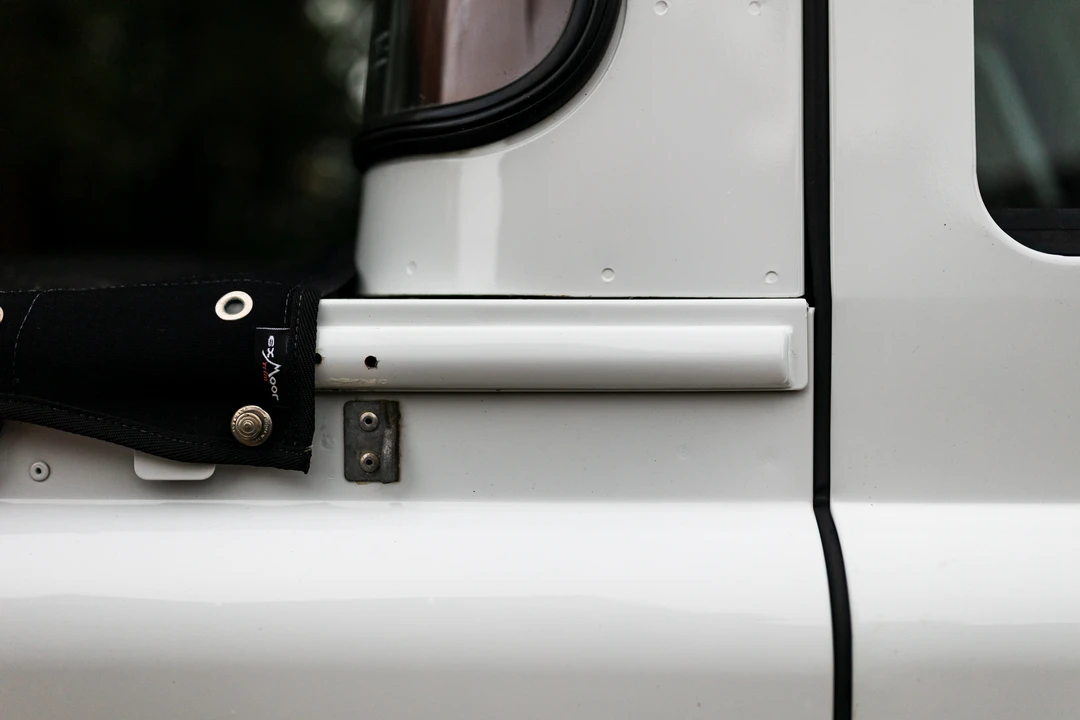 2014 Land Rover Defender 90 - Image 23 of 31