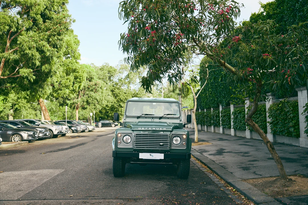 2014 Land Rover Defender 90 - Image 9 of 31