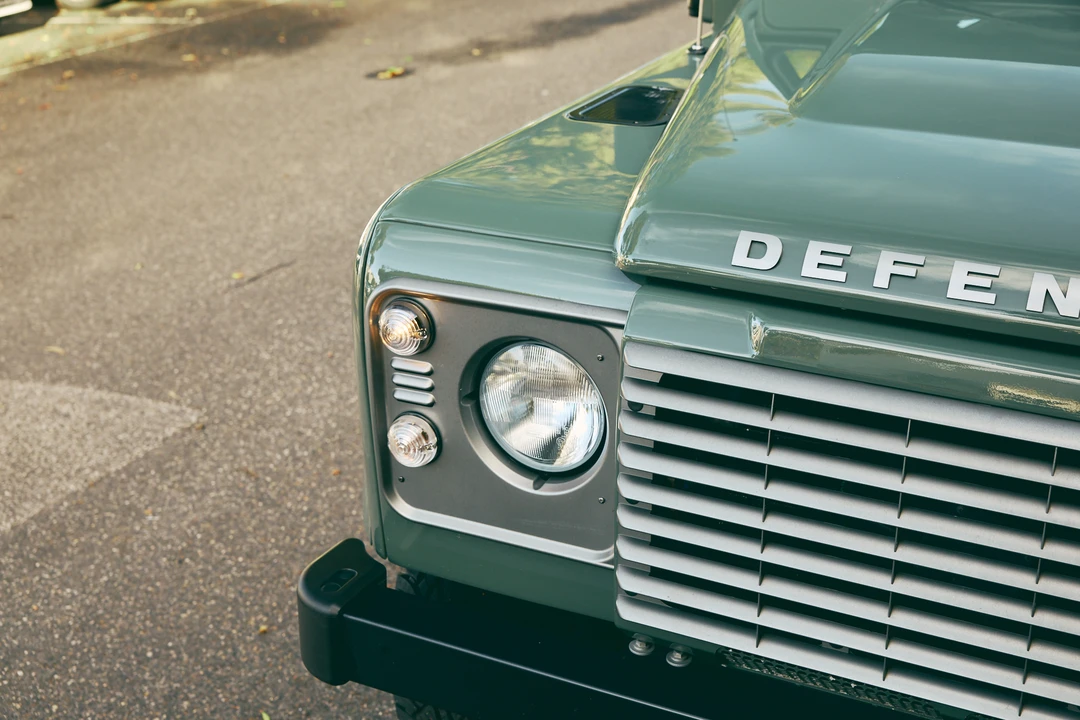 2014 Land Rover Defender 90 - Image 15 of 31