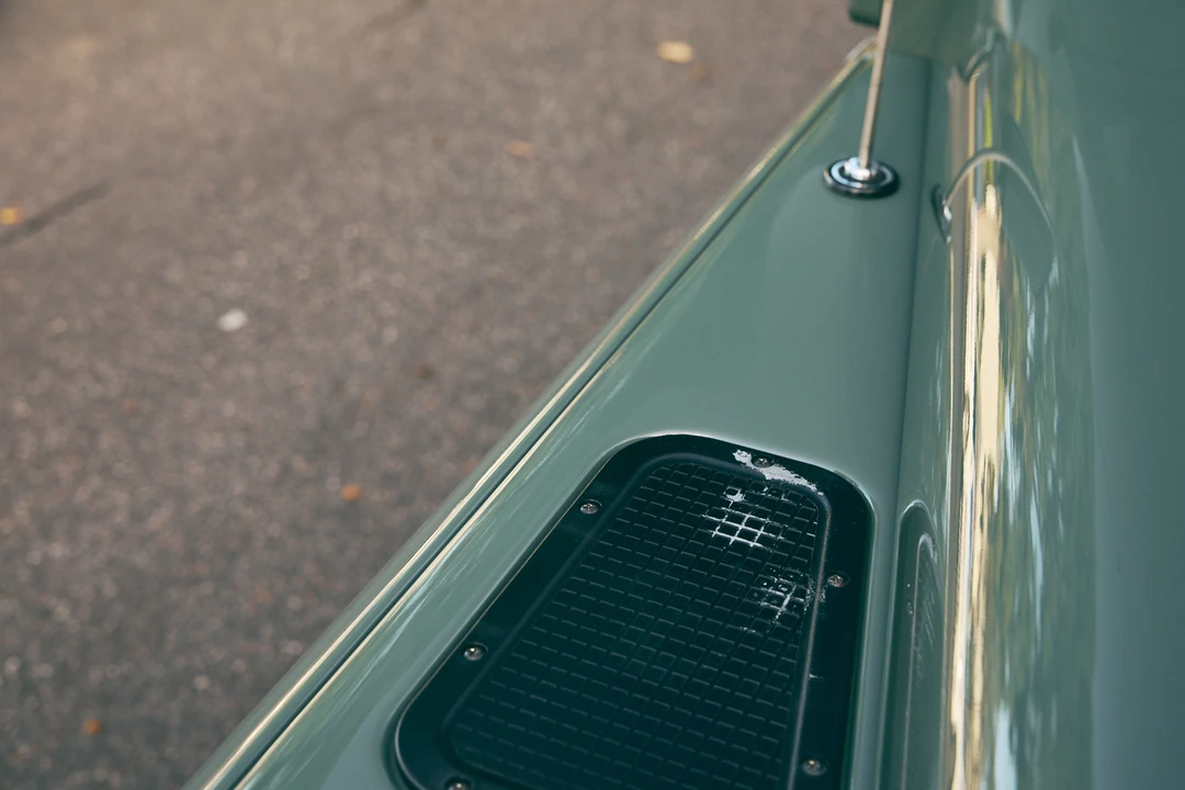 2014 Land Rover Defender 90 - Image 29 of 31