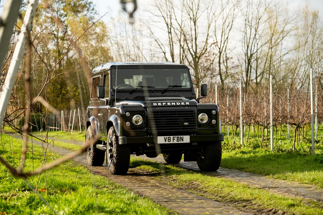 2014 Land Rover Defender 90 - Image 12 of 31