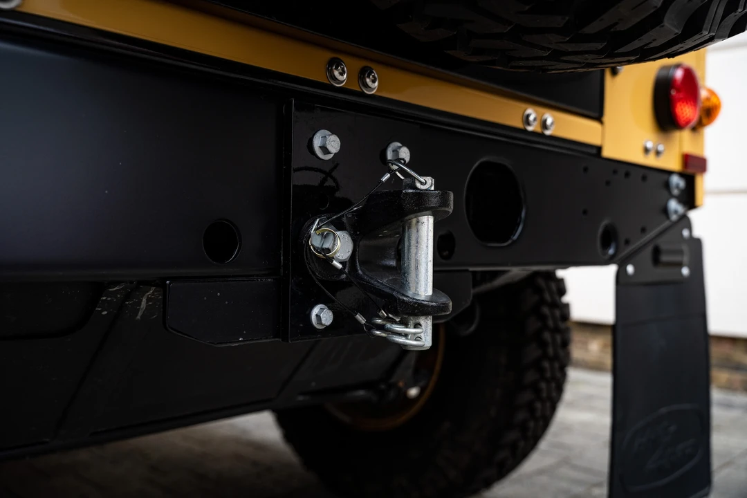 2014 Land Rover Defender 90 - Image 30 of 31