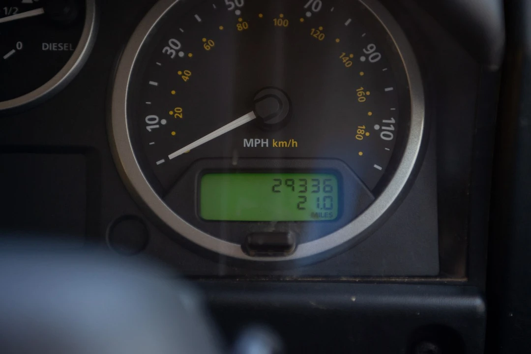 2014 Land Rover Defender 90 - Image 20 of 30
